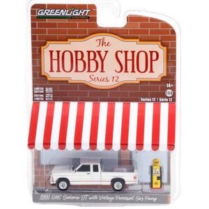 Greenlight 1991 GMC Sonoma ST With Vintage Gas Pump